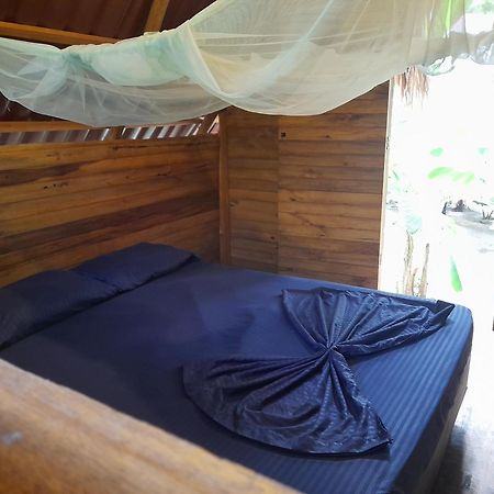 La Playita Hostel Guachaca Ngoại thất bức ảnh