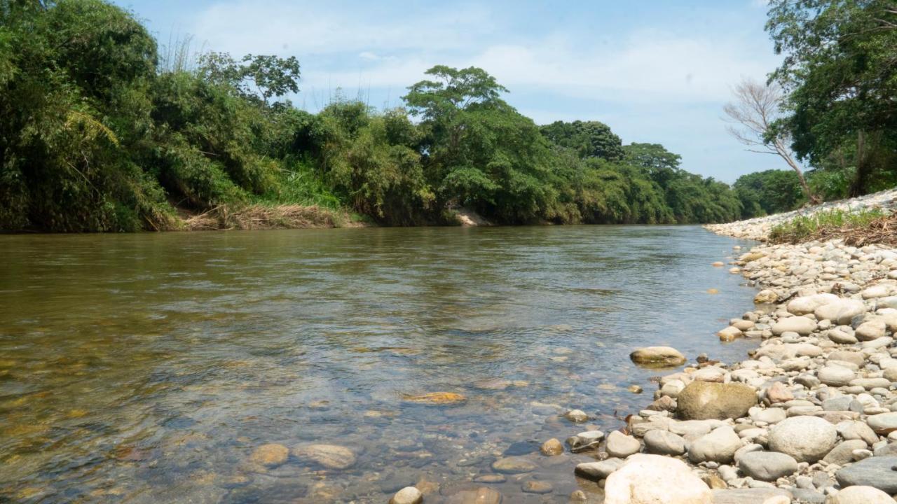 La Playita Hostel Guachaca Ngoại thất bức ảnh