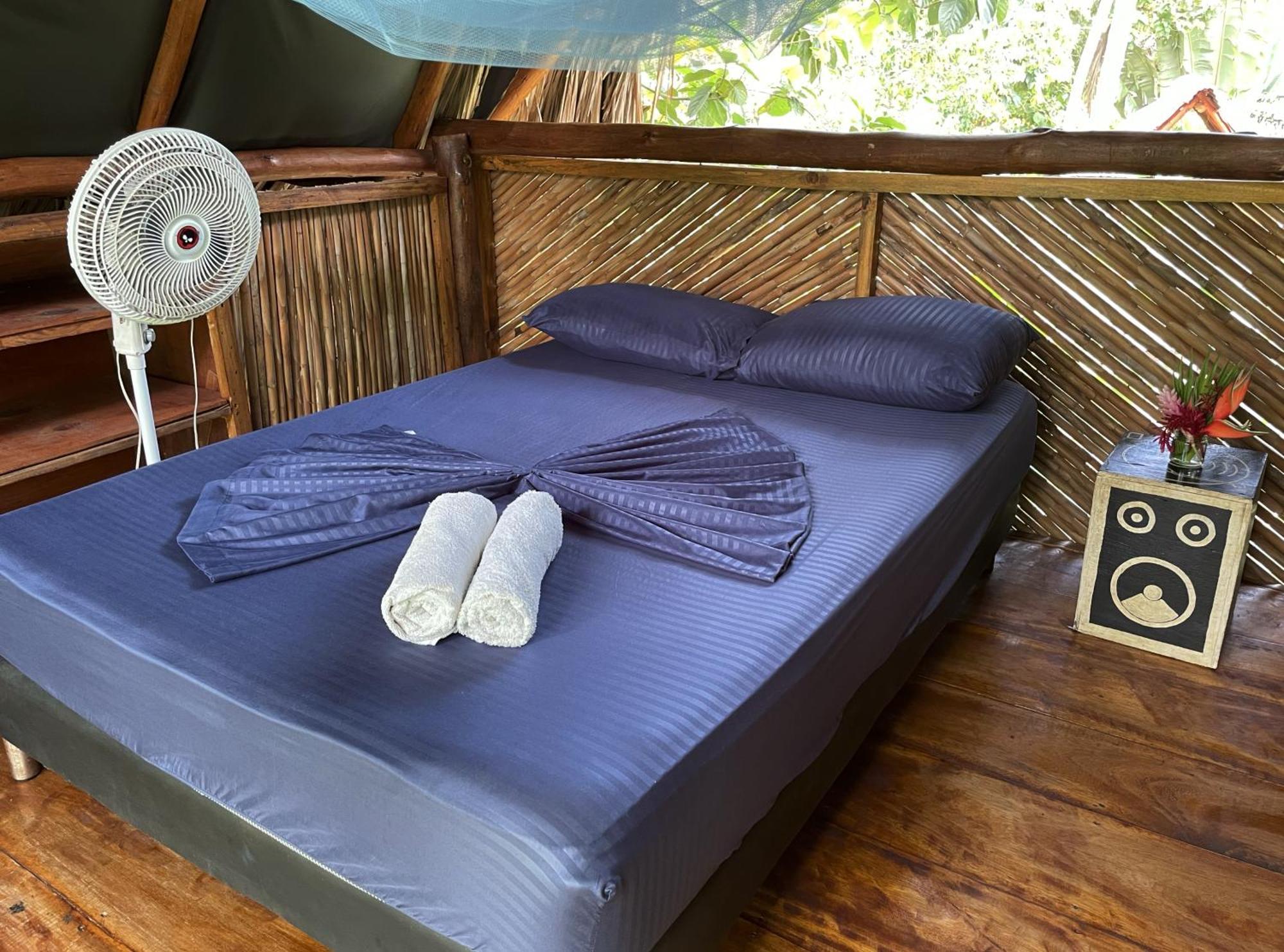 La Playita Hostel Guachaca Ngoại thất bức ảnh