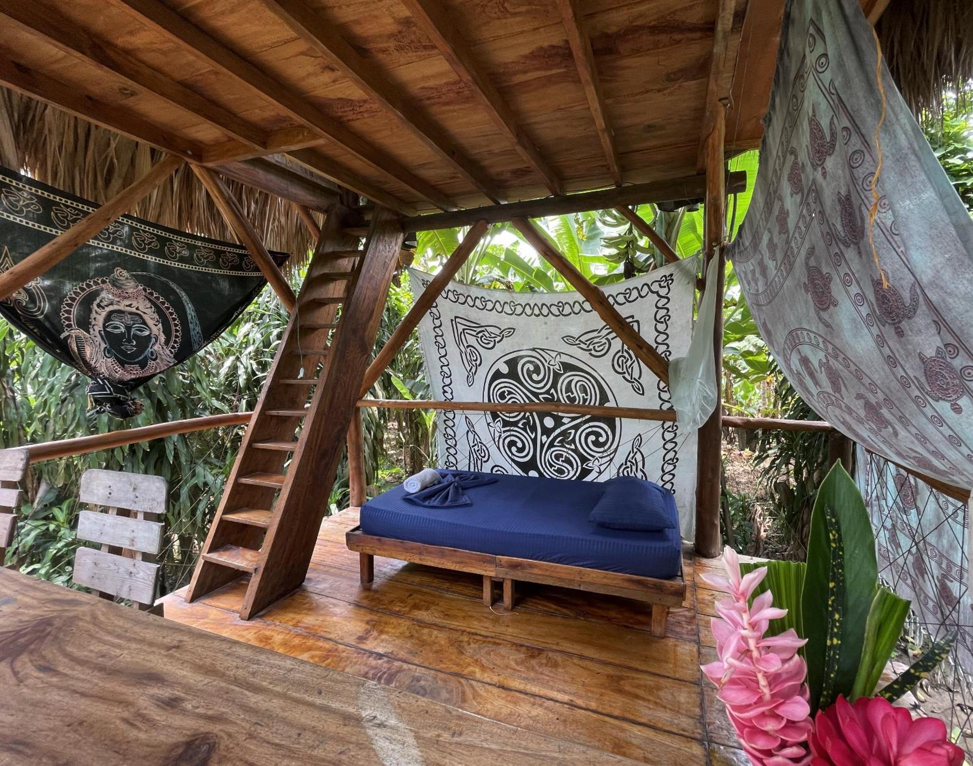 La Playita Hostel Guachaca Ngoại thất bức ảnh